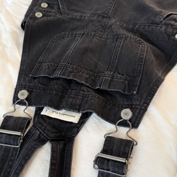 Abercrombie & Fitch Black Overalls NWT - Picture 2 of 8